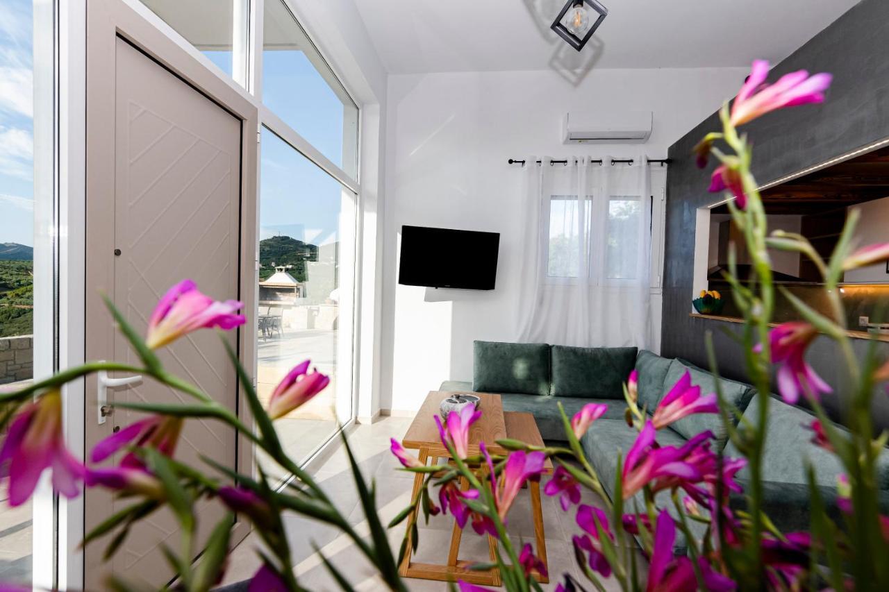 Apartament Rikanthos Stone Sea View ι Falelianá